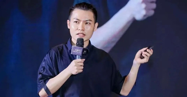 王世勇_副本.jpg